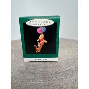 Hallmark Keepsake Ornament Winnie the Pooh and Tigger 1996 Miniature